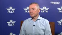 Уолш от IATA: Бизнес пътуванията се компенсират от ваканционните