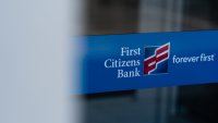 Експертът по закъсали банки First Citizens купува сриналата се SVB
