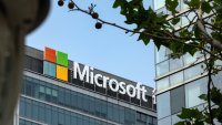 Руски хакери са преглеждали имейлите на Microsoft с клиенти от месеци  