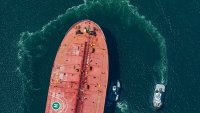Пътуващите към Китай танкери са предупреждение за петролните бикове