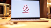 Текила туровете могат да спасят Airbnb, стига текилата да е хубава