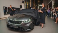 Новото BMW M5 изгря с High Performance стил в „М Кар София“ 