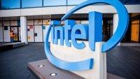 Intel ще съкрати хиляди служители, за да финансира възстановяването си
