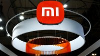 Електромобилите на Xiaomi върнаха акциите ѝ почти до рекорда им