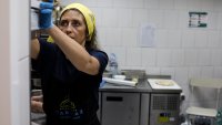 Загуба за Украйна, печалба за Полша: горещият пазар на труда приветства бежанците 