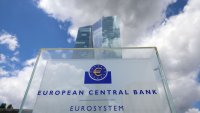ЕЦБ изпревари Фед - какво означава това за акции, облигации и евро/долар?