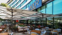 Терасата на ресторант ADOR: Идеалното място за релакс и изискано хранене в сърцето на София