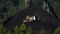 Да се подхранва световната зависимост от въглищата е по-изгодно от всякога