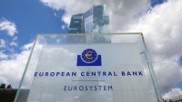 ЕЦБ запазва лихвите стабилни и изчаква още данни, позволяващи намаление
