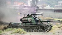Американски законодатели обещаха, че ще подпомогнат отбраната на Тайван