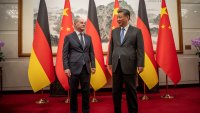 ЕС ще опита да постигне победа, без да влиза в търговска война с Китай