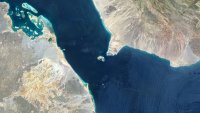 Израел удари пристанищен град в Йемен в отговор на атака с дронове на хутите