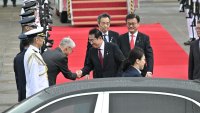 Сеул и Токио показаха на САЩ, че няма напълно да обърнат гръб на Китай