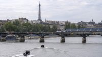 Париж отлага триатлона за мъже заради качеството на водата в Сена
