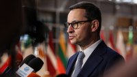 Полският премиер призовава за реформи срещу "империализма" на ЕС 