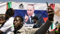 Путин изпраща безплатно зърно в Гвинея, а Африка ще заплаща с преданост
