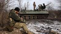 Русия се опитва да принуди украинците да напуснат втория си най-голям град