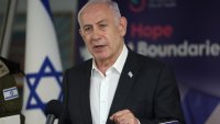 Напускането на Ганц отслабва вътрешната позиция на Нетаняху 