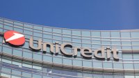UniCredit планира прехвърляне на риск, свързан с кредити за 8,5 млрд. евро