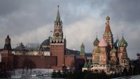 Русия задържа заместник-министъра на отбраната по обвинение във взимане на подкуп
