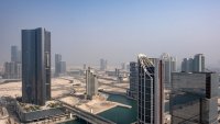 Абу Даби се възползва от възможността да привлече богатите британци