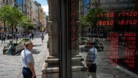 Турската лира поскъпна след забраната да се отпускат заеми в лири на определени фирми 