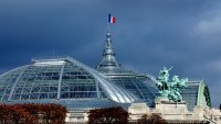 Париж иска да се превърне в европейския Мейфеър за хедж фондове