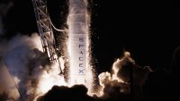 Оценката на SpaceX доближи $350 милиарда след вътрешна продажба на акции