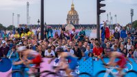 Airbnb направи Париж достъпен през Олимпиадата