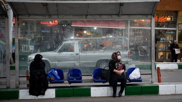 През последните дни бяло зелените патрулни микробуси използвани от иранската
