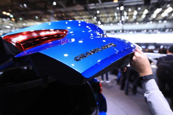 <p>Opel AG Grandland X на автосалона във Франкфурт. 11 септември 2017. Photographer: Krisztian Bocsi/Bloomberg.</p>
