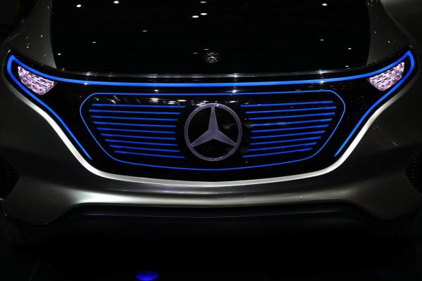 <p>Mercedes-Benz Generation EQ, SUV.</p>
