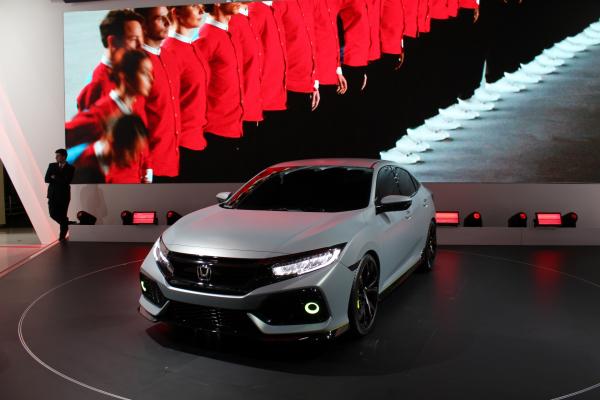 <p>&nbsp;Новият Civic на Honda на Автосалона в Женева 2016. Снимка: Косьо Томов, BulgariaONAIR</p>
