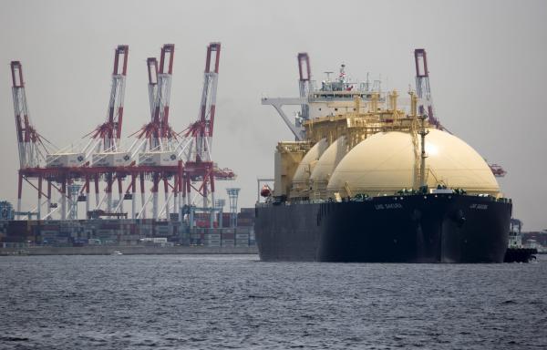 <p>Tokyo Gas има договор за 1,4 млн тона годишно втечнен газ от Коув Пойнт за 20г. Kansai Electric Power договори да купи 800000 тона годишно.</p>
