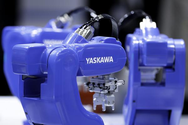 <p>MotoMINI на Yaskawa Electric Corp. на изложението за роботи International Robot Exhibition, Токио, 29 ноември 2017, Photographer: Kiyoshi Ota/Bloomberg.</p>
