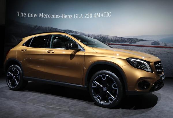 <p>Mercedes-Benz GLA 220 4Matic, SUV.</p>

<p>Как ще се отрази <a href="http://www.bloombergtv.bg/analizi/2017-03-07/kak-protektsionizmat-se-otrazyava-na-avtoindustriyata">протекционизмът </a>на Европа - чуйте анализа на Мат Милър от Автосалона в Женева 2017.</p>
