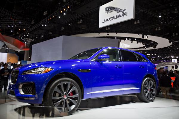 <p>2017 Jaguar F-Pace на автосалона в Лос Анджелиз 2015,</p>

<p>Photographer: Daniel Acker/Bloomberg</p>
